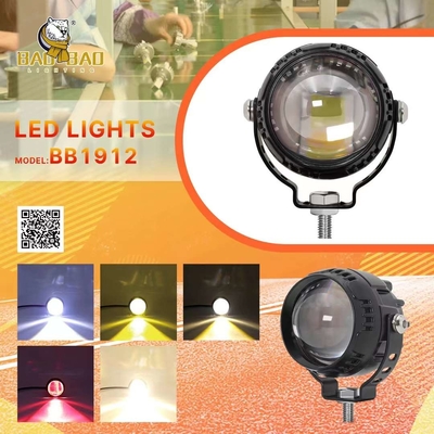 Feuille unique Blanc Jaune Rouge Flash Aluminium Motocycle Externe projecteur LED